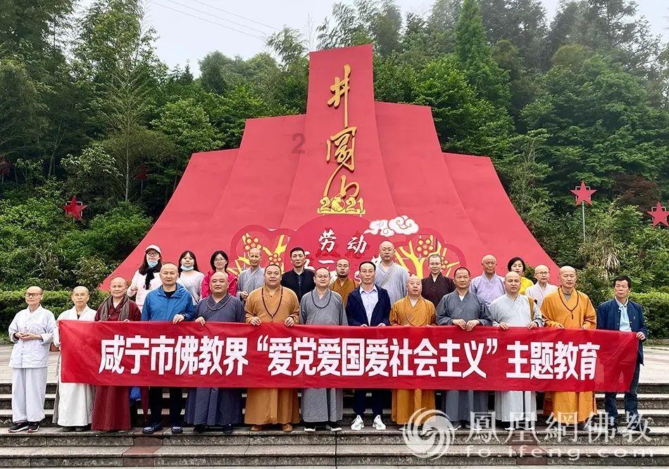 在腌制菜品时，我们最好就不要加入蚝油了
